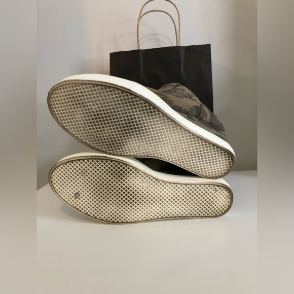 ❗️LAST CALL❗️CCOCCI ZOEY CAMO WEDGE BOOTIES - Picture 6 of 7